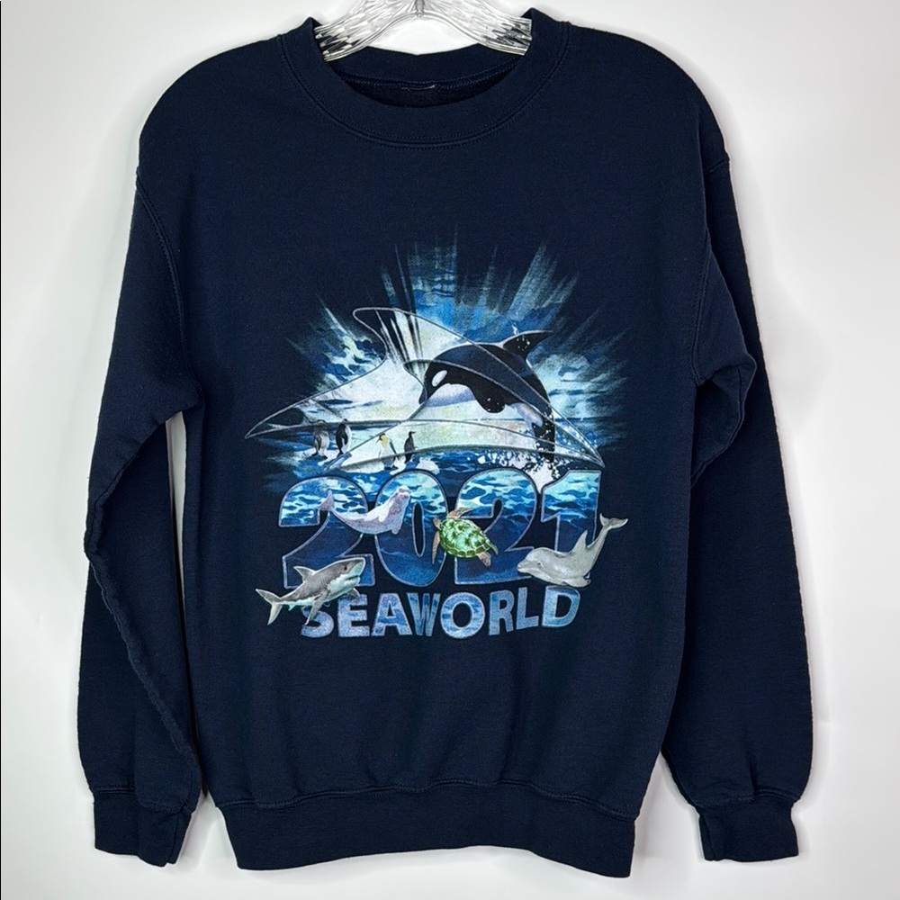 Seaworld 2021 Graphic Print Blue Crewneck Sweatshirt Small